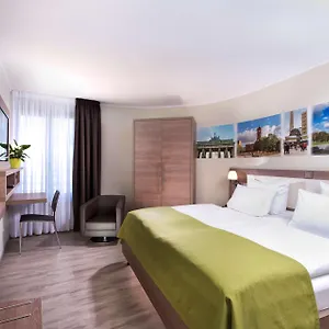 Western Kantstrasse 4* Берлин