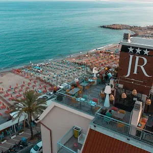 Hotell Jolly Roger Pietra Ligure